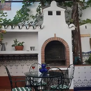 casa-lucita-agradable-con-chimenea-patio-y-bbq.es-andalucia.com/